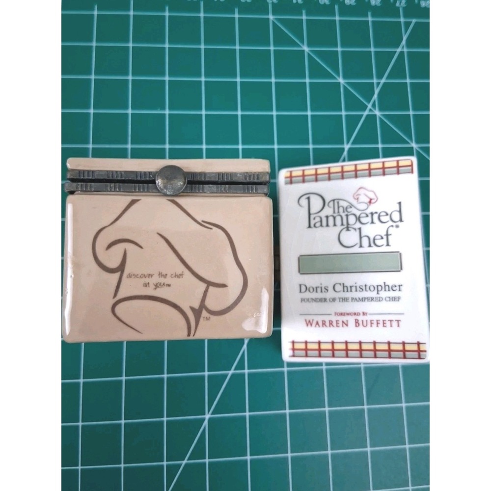Rare Pampered Chef Porcelain Trinket Box Directors Demo 2pc Collectors